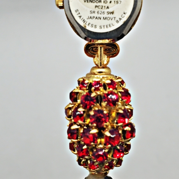 Authentic Carolina Herrera pin watch - Picture 5 of 6